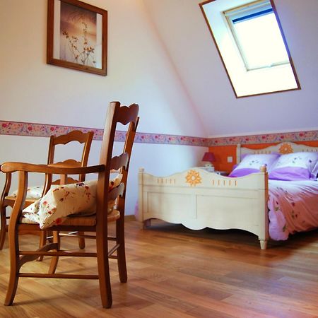 Le Clos Des Tilleuls D Day Home, Chambres D'Hotes, Suite Avec Sauna Privatif, Suite Avec Balneotherapie Privative, En Supplement Option Spa Bain A Remous La Vendelée エクステリア 写真