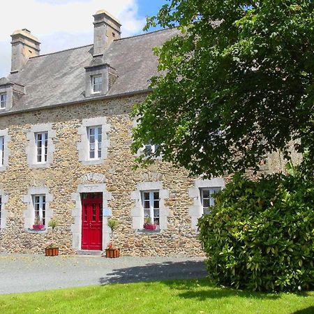 Le Clos Des Tilleuls D Day Home, Chambres D'Hotes, Suite Avec Sauna Privatif, Suite Avec Balneotherapie Privative, En Supplement Option Spa Bain A Remous La Vendelée エクステリア 写真