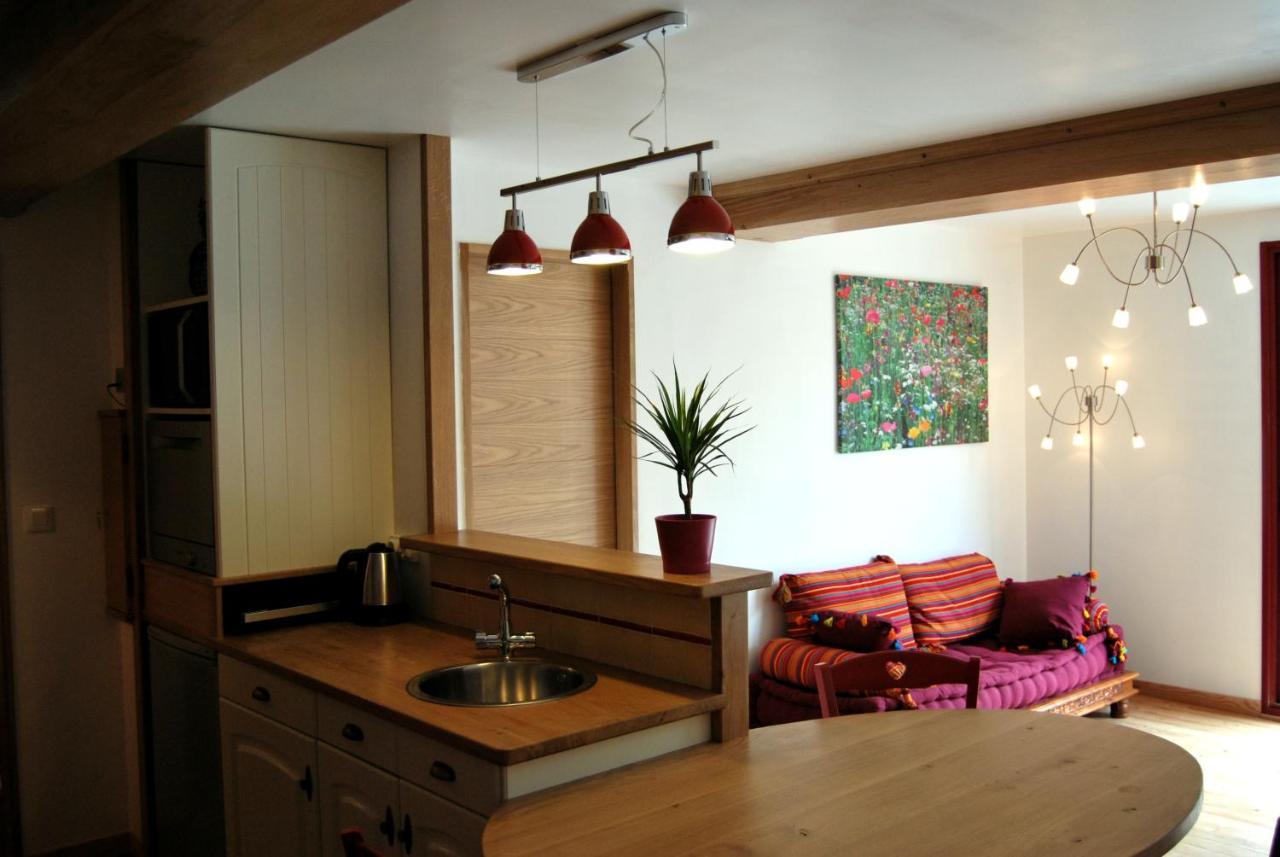 Le Clos Des Tilleuls D Day Home, Chambres D'Hotes, Suite Avec Sauna Privatif, Suite Avec Balneotherapie Privative, En Supplement Option Spa Bain A Remous La Vendelée エクステリア 写真