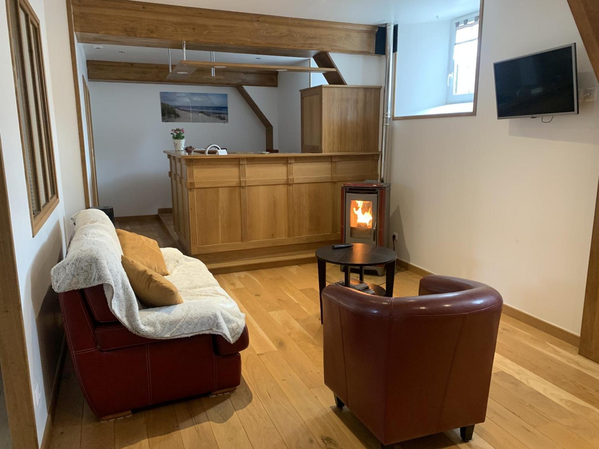 Le Clos Des Tilleuls D Day Home, Chambres D'Hotes, Suite Avec Sauna Privatif, Suite Avec Balneotherapie Privative, En Supplement Option Spa Bain A Remous La Vendelée エクステリア 写真
